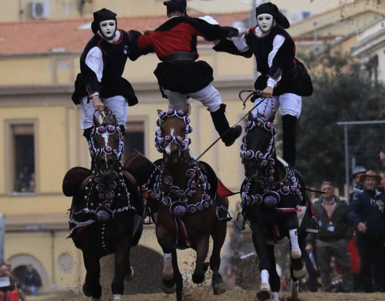 Carnevale 2025 in Italia gli eventi più belli DivertiViaggio