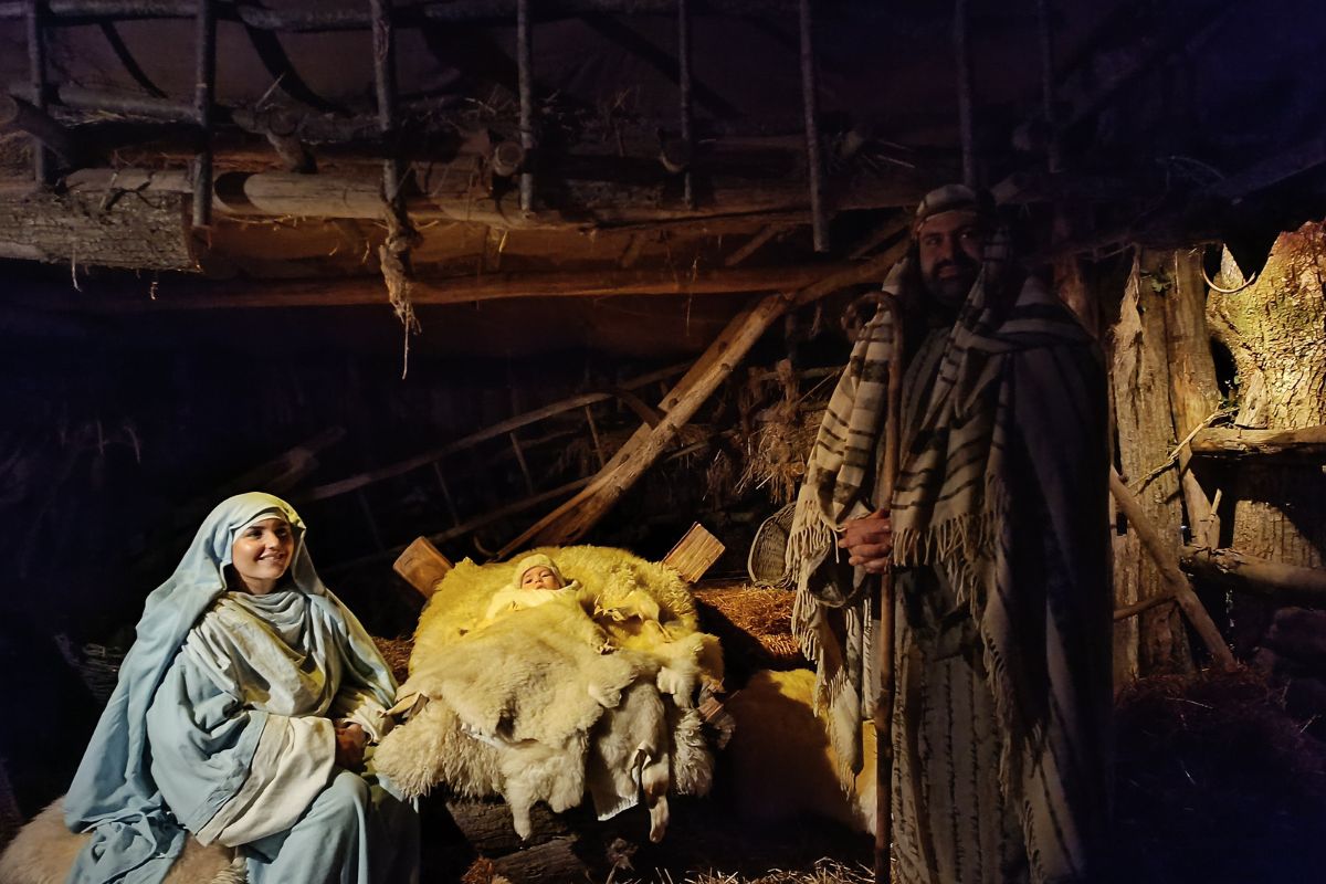 Presepe vivente Le Ville Monterchi Arezzo Toscana natività